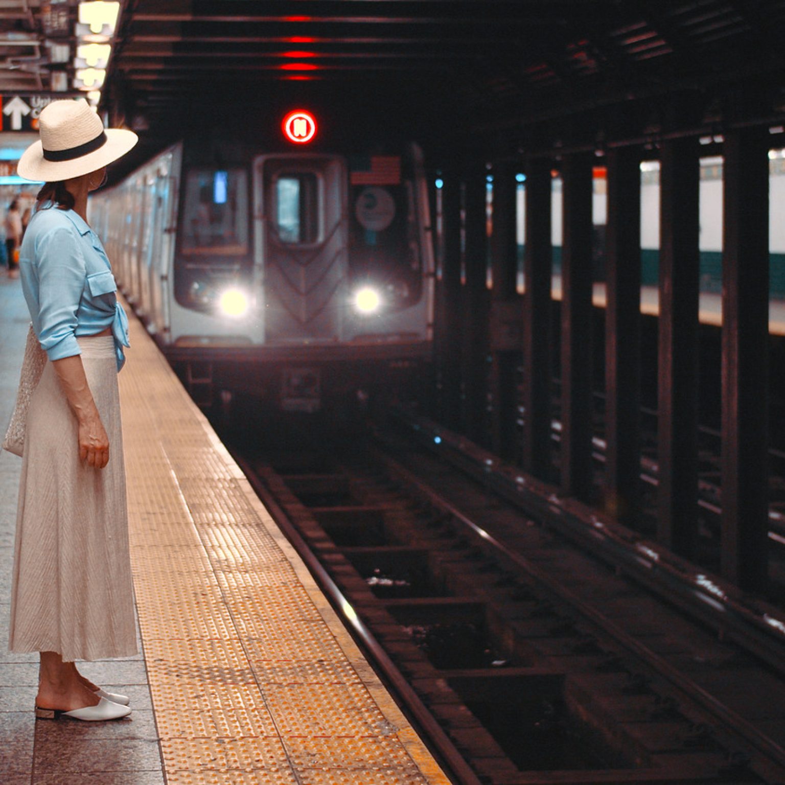 attractive girl in the subway 2024 09 18 07 19 42 utc 1 1536x1536